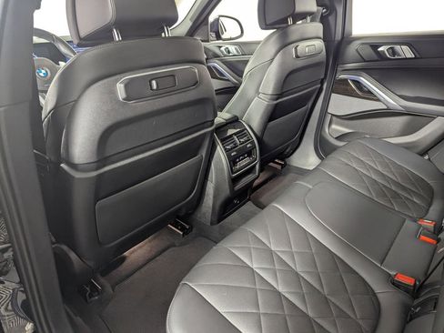 Used 2024 BMW X6 xDrive40i image 28