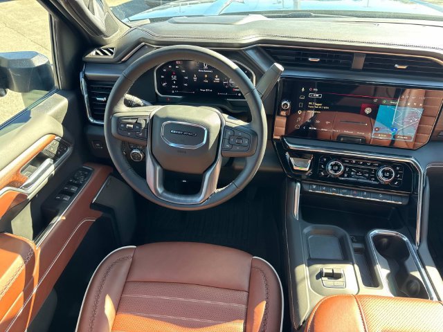 Used 2026 GMC Sierra 2500 Denali Ultimate w/ Max Trailering Package AWD/4WD image 18