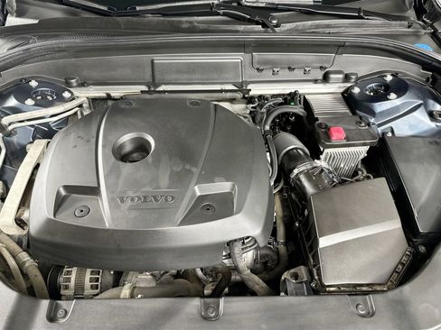 Used 2020 Volvo XC60 T5 Inscription image 32