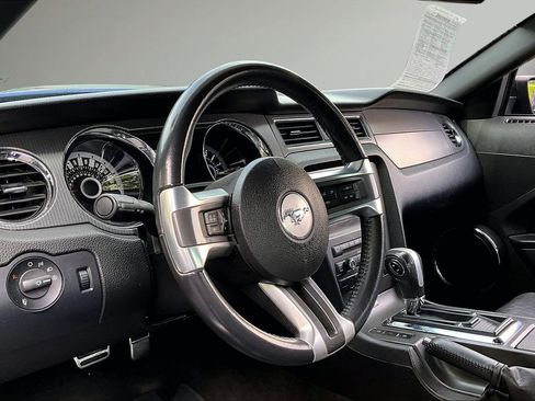 Used 2013 Ford Mustang GT Premium w/ Electronics Pkg RWD image 17