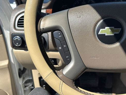 Used 2012 Chevrolet Silverado 1500 LTZ w/ LTZ White Diamond Edition AWD/4WD image 17