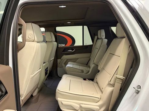 New 2026 GMC Yukon Denali w/ Sun & Power Step Package image 16