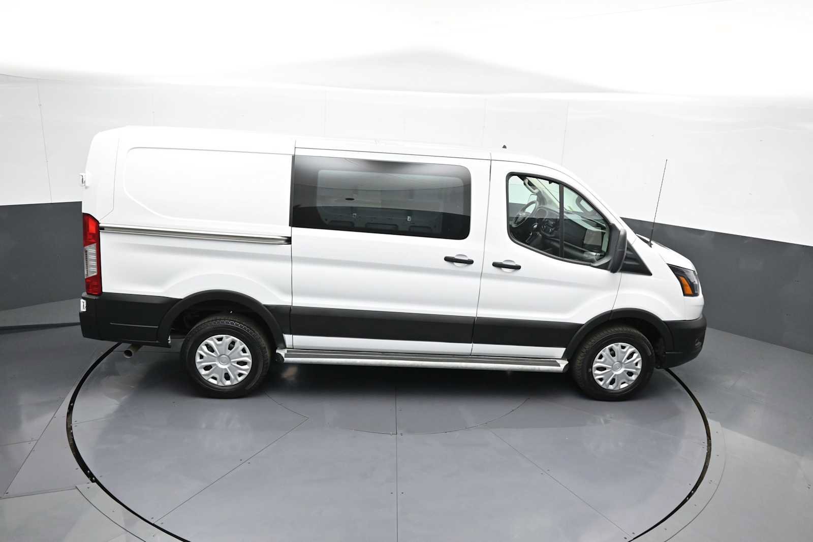Used 2025 Ford Transit 250 Low Roof w/ Exterior Upgrade Package RWD image 41