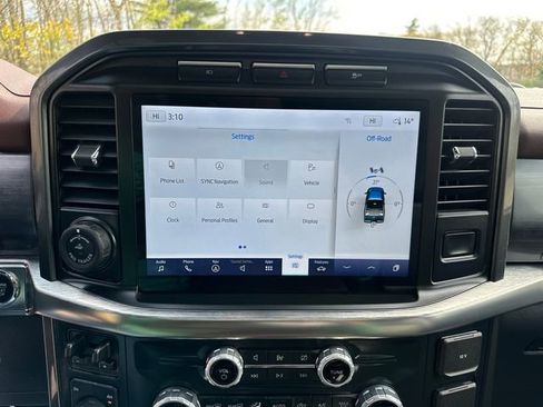 Used 2023 Ford F150 Lariat AWD/4WD image 46