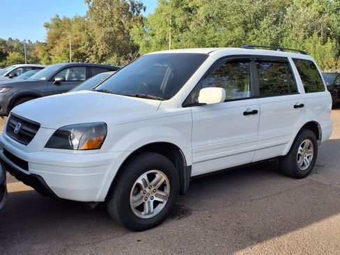 Used 2004 Honda Pilot EX image 1