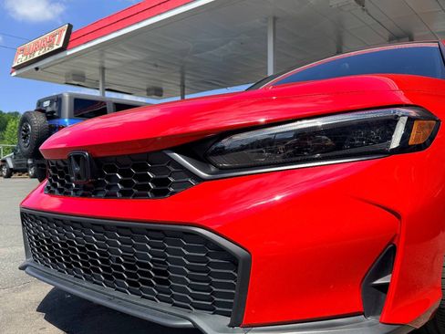 Used 2025 Honda Civic Sport image 15
