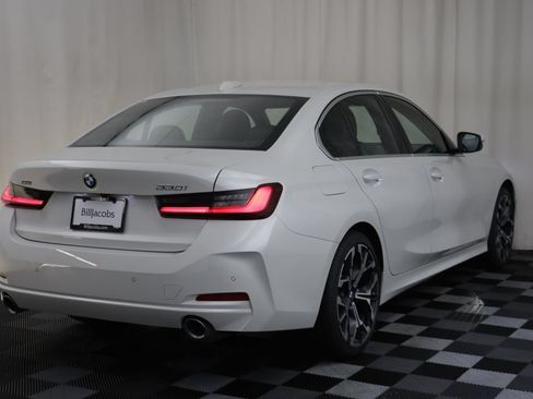 Used 2026 BMW 330i xDrive Sedan AWD/4WD image 16