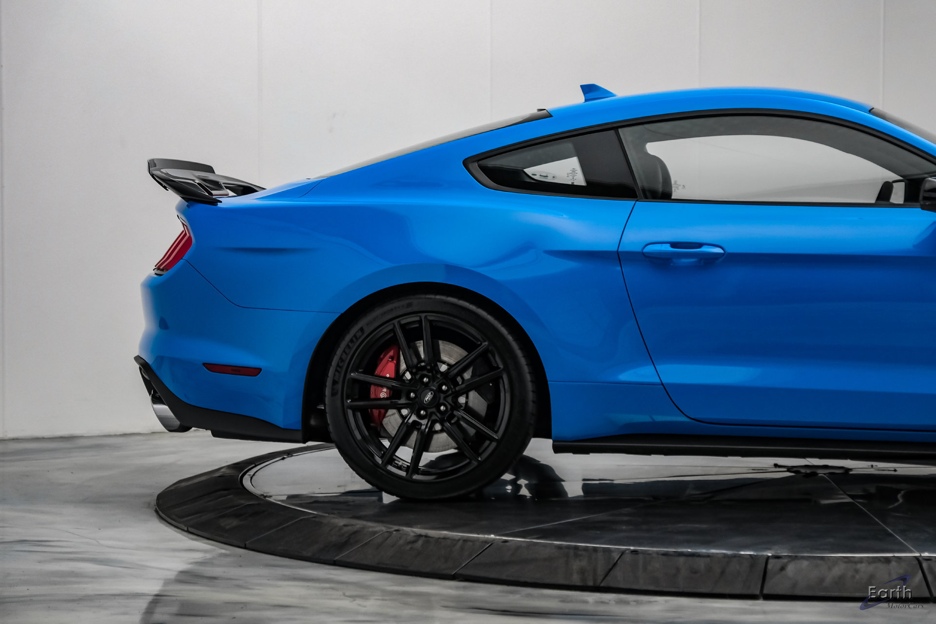 Used 2022 Ford Mustang Shelby GT500 w/ Technology Package RWD image 20