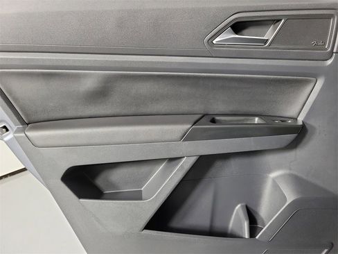 Used 2021 Volkswagen Atlas SEL Premium image 14