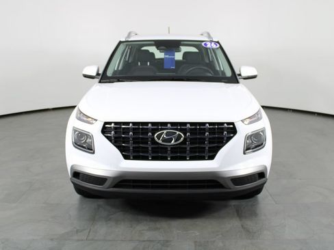 Certified 2026 Hyundai Venue SEL FWD image 13