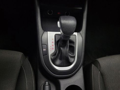 Used 2022 Kia Forte LXS image 26