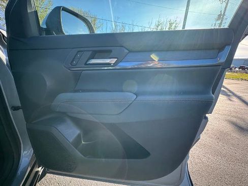 New 2026 GMC Terrain AT4 w/ Technology Package II image 21