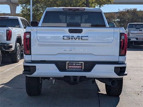 New 2026 GMC Sierra 2500 Denali Ultimate image 5