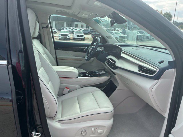 Used 2025 Buick Enclave Avenir w/ Trailering Package, 5000 lbs. FWD image 51