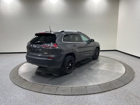 Used 2019 Jeep Cherokee Latitude Plus image 6