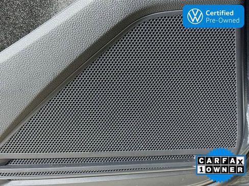 Used 2024 Volkswagen Tiguan SE image 26