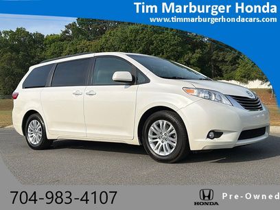 Used 2017 Toyota Sienna XLE w/ XLE Navigation Package