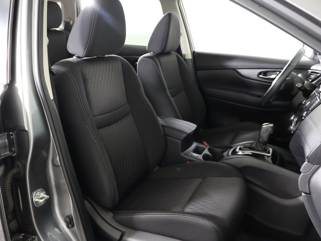 Used 2020 Nissan Rogue SV AWD/4WD image 30