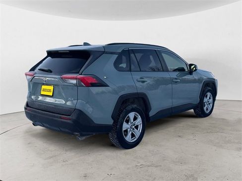 Used 2019 Toyota RAV4 XLE image 5