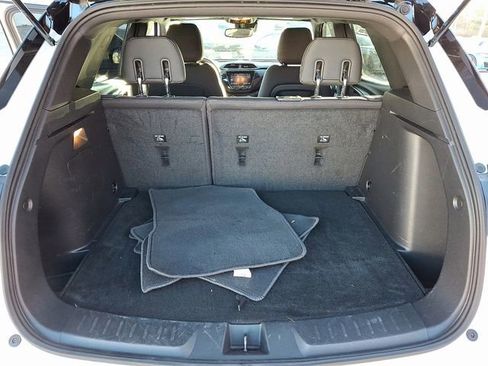 Used 2023 Chevrolet TrailBlazer RS w/ Convenience Package image 39