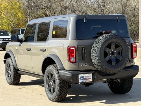 New 2025 Ford Bronco Big Bend w/ Black Diamond Package image 37