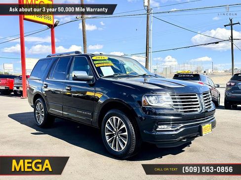 Used 2016 Lincoln Navigator Select image 6