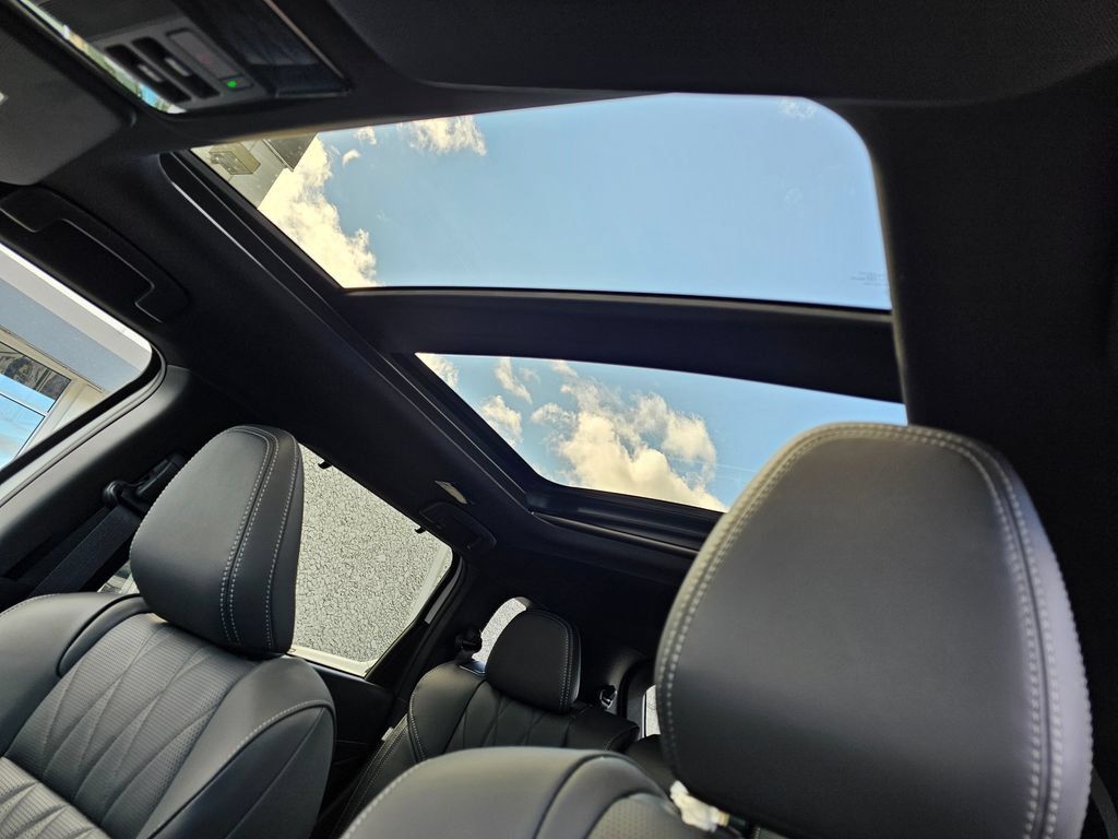 New 2026 Mitsubishi Outlander 4WD Plug-In Hybrid image 19
