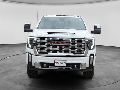 New 2026 GMC Sierra 3500 Denali w/ Denali Reserve Package