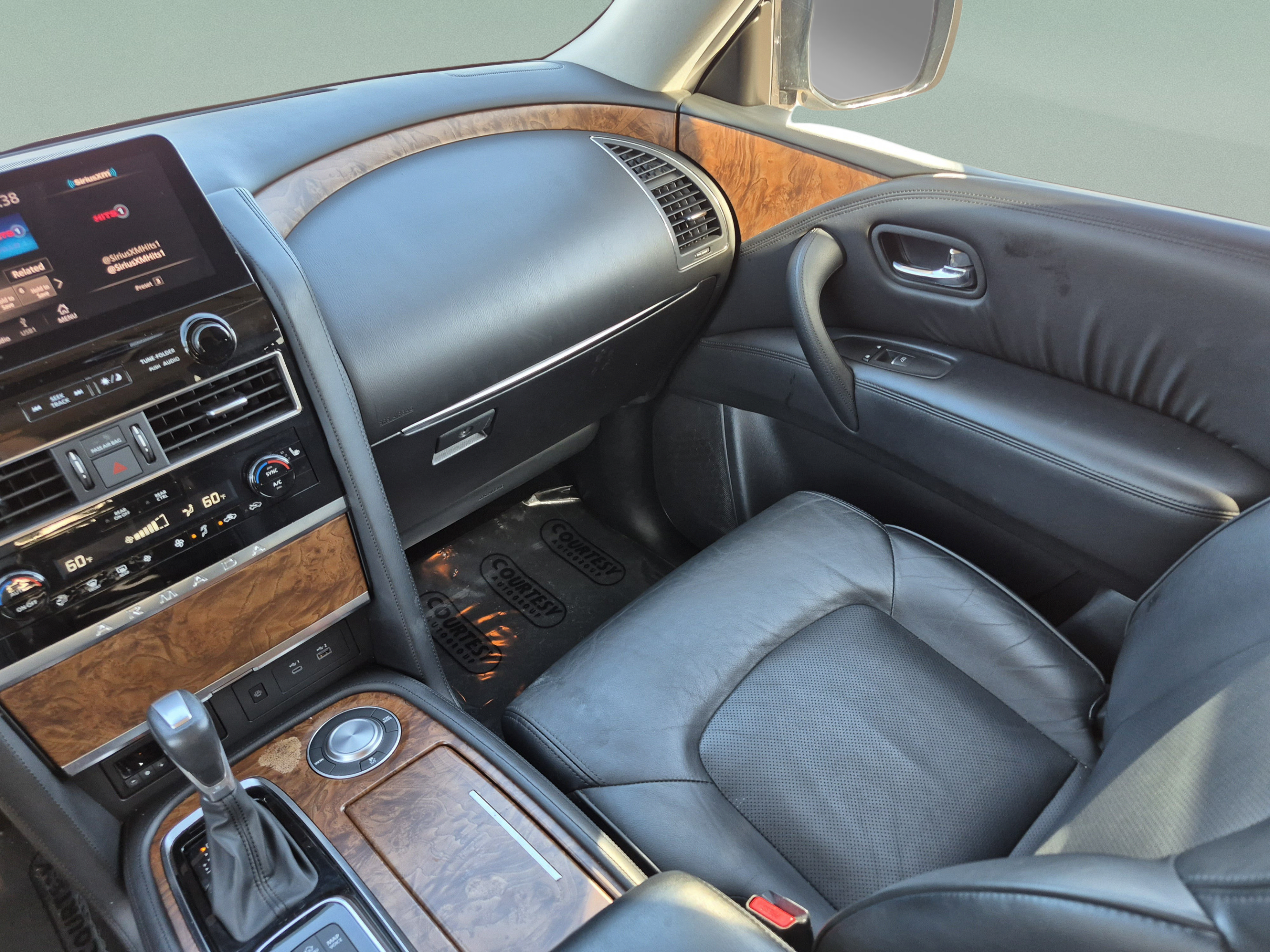 Certified 2024 Nissan Armada SL w/ Captain's Chairs Package RWD image 16