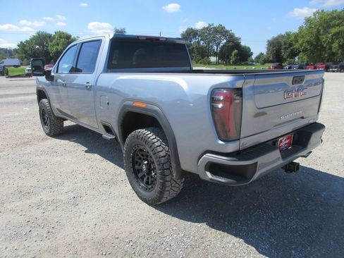 New 2026 GMC Sierra 2500 AT4 AWD/4WD image 11