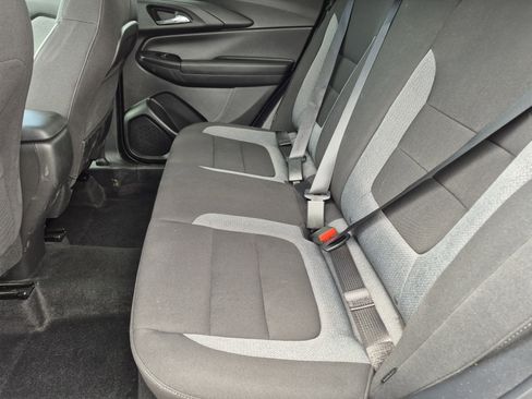 Used 2025 Chevrolet TrailBlazer LT AWD/4WD image 17
