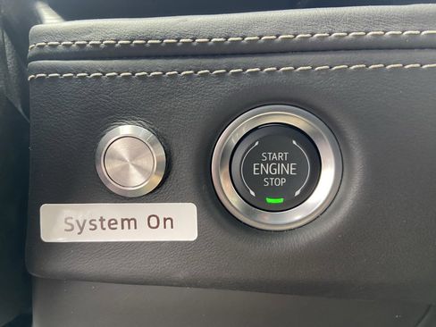 New 2025 Cadillac Escalade ESV Sport Platinum image 68