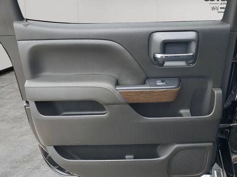 Used 2019 GMC Sierra 2500 Denali w/ Duramax Plus Package image 17