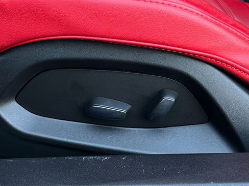 Used 2023 Chevrolet Corvette Stingray Coupe w/ 1LT image 38