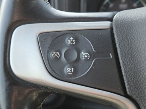 Used 2019 GMC Sierra 1500 SLE w/ SLE Value Package image 5