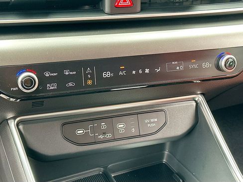 New 2026 Kia Carnival SX Prestige FWD image 16