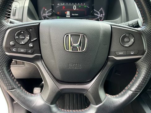 Used 2023 Honda Passport TrailSport image 15