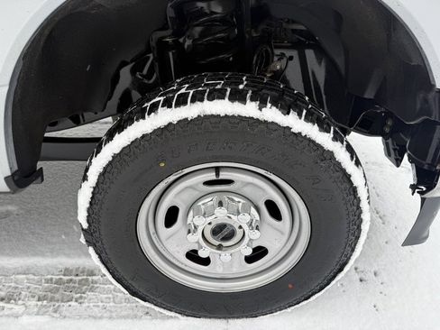 Used 2022 Ford F250 XL w/ Power Equipment Group image 21