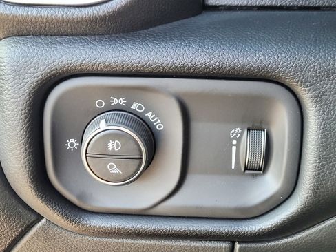 New 2026 RAM 2500 Big Horn AWD/4WD image 24