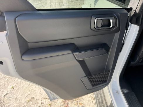 New 2025 Ford Bronco Outer Banks image 23