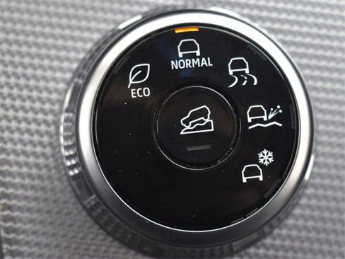 Used 2024 Mitsubishi Outlander SEL image 21