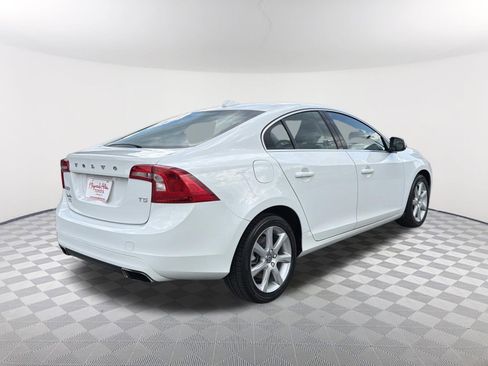Used 2016 Volvo S60 T5 Premier FWD image 16