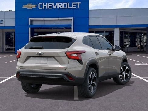 New 2026 Chevrolet Trax RS w/ Driver Confidence Package FWD image 4