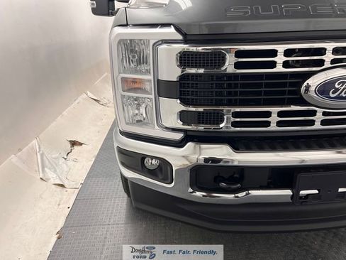 New 2026 Ford F250 XLT AWD/4WD image 9