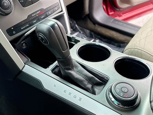 Used 2014 Ford Explorer 4WD image 12