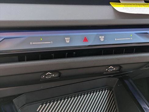 Used 2025 BMW X3 xDrive30i w/ Premium Package image 20