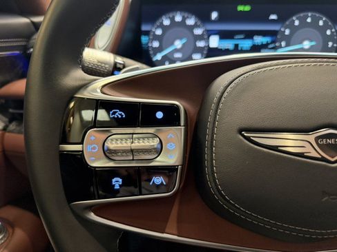 Used 2023 Genesis G90 3.5T image 21