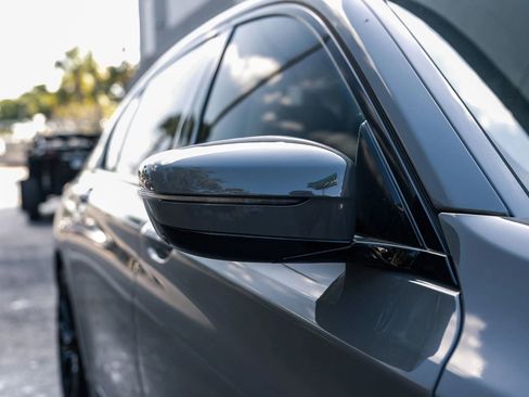 Used 2021 BMW 740i w/ M Sport Package image 4