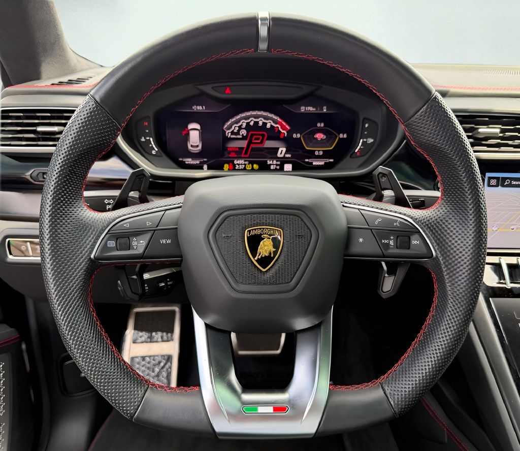 Used 2021 Lamborghini Urus AWD/4WD image 49