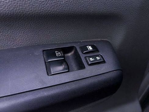 Used 2014 Nissan NV 3500 SL w/ Technology Package RWD image 11